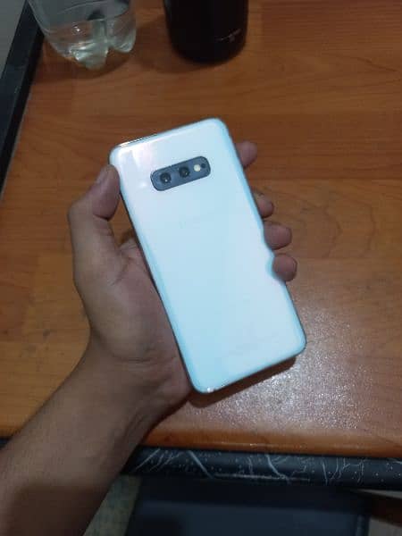 Samsung Galaxy S10e Official PTA Approved 1