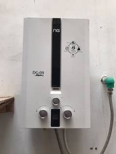 Instant geyser 9 litter LPG +Natural Gas