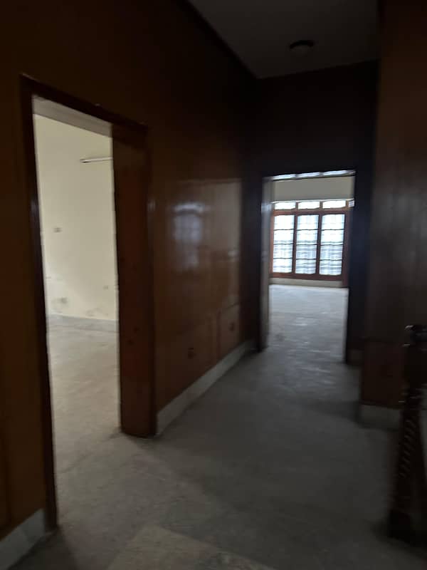 Beautiful Main Road House for rent in F-11 1