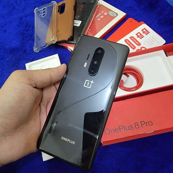 OnePlus 8 Pro 12/256 in mint condition 7