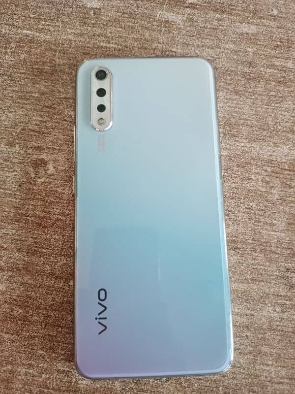 Vivo S1 4/128 5