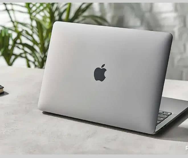 Macbook Pro M1 2020 with 8GB Ram & 256GB SSD in 13 Inches. Its absolu 2