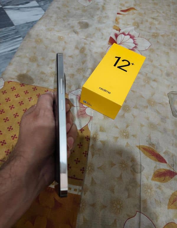 RealMe 12+ 5G Set For Sale 5