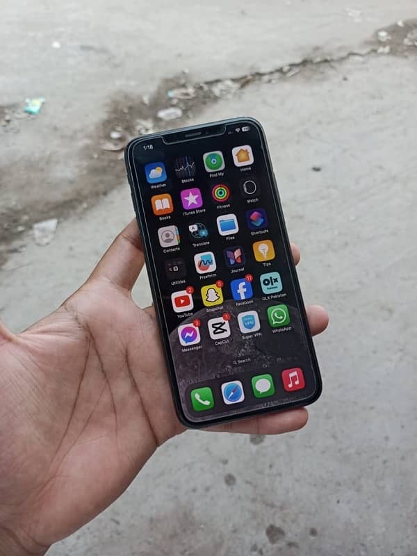 I phone xs max 2