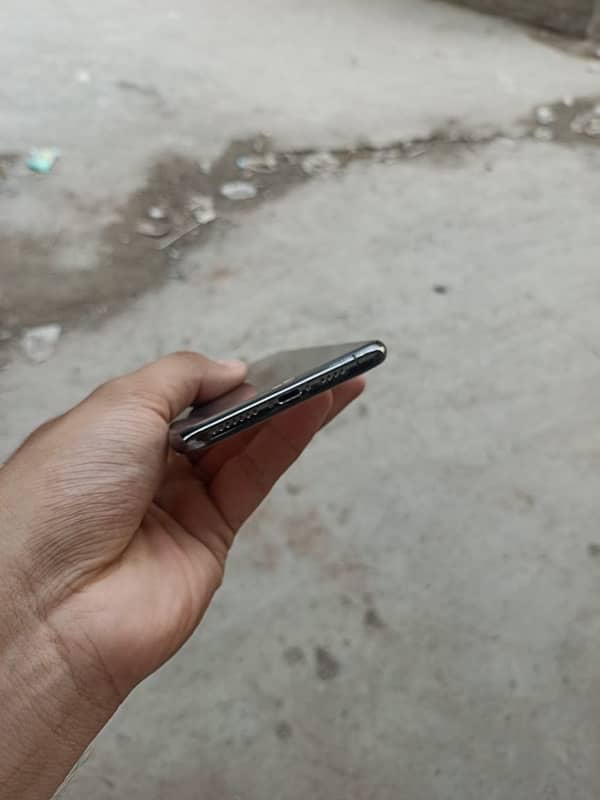 I phone xs max 6