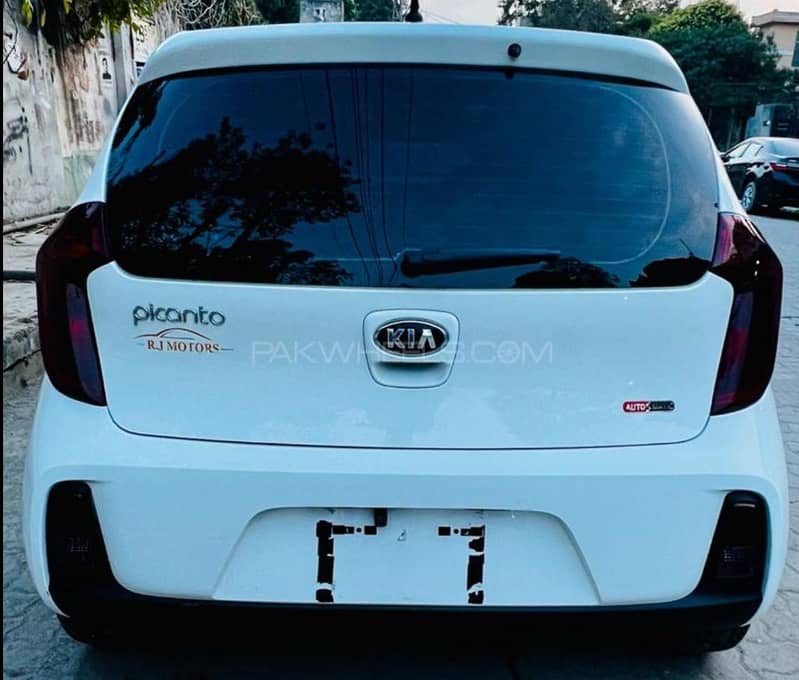 KIA Picanto 2022 Automatic 1