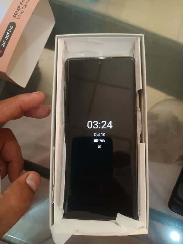 Infinix zero 30   8+8/256 condition 9.9/10 2