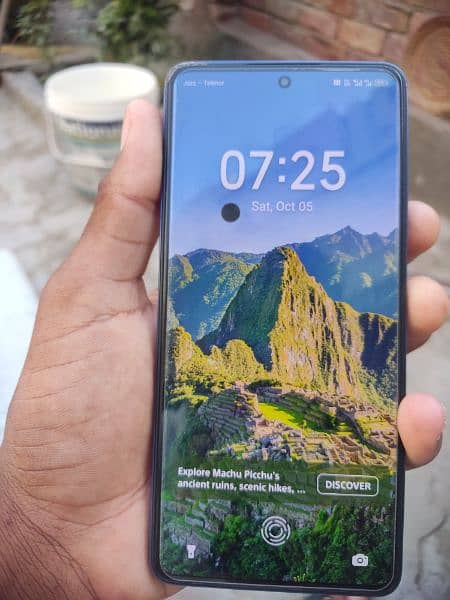 Tecno camon 20 all geniun condition 10 by 10 just dote in front screen 6