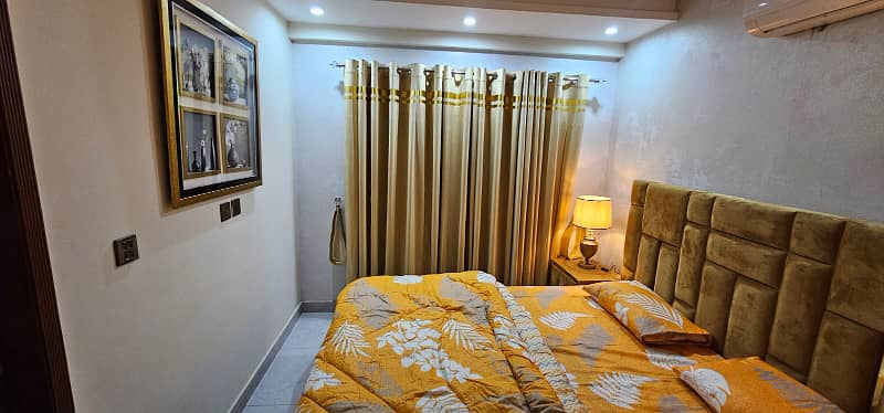 A Beautiful 1 Bed Room Luxury Apartments For Rent On Daily & Monthly Bases Bahria Town Lahore(1&2 Bed Room) 10