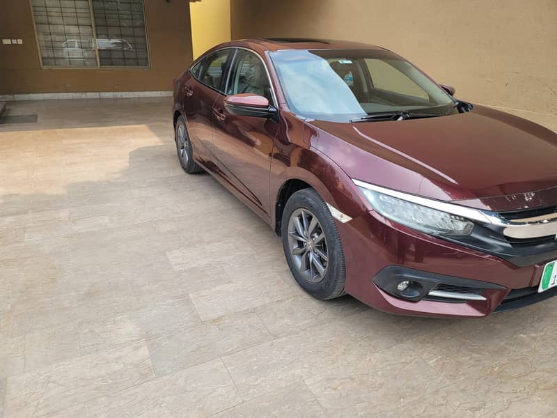 Honda Civic Oriel 1.8 i-VTEC CVT 2019 1