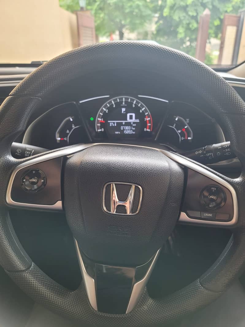 Honda Civic Oriel 1.8 i-VTEC CVT 2019 7