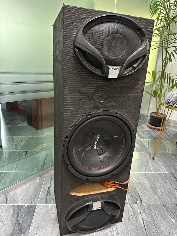 Woofers Plus 2 Speakers 1