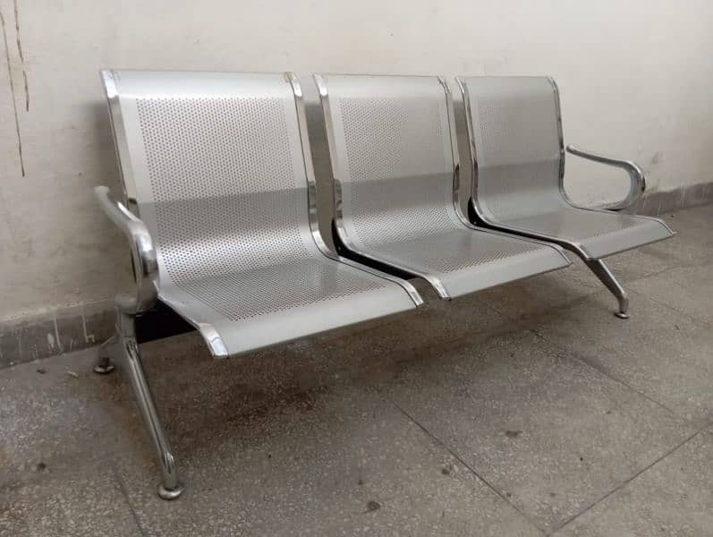 3 seater bench for sale 0