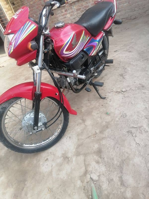 Honda pridor 100 cc urgent sale Condition 8/10 2