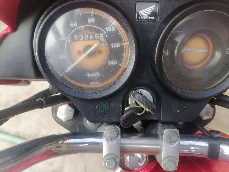 Honda pridor 100 cc urgent sale Condition 8/10 4