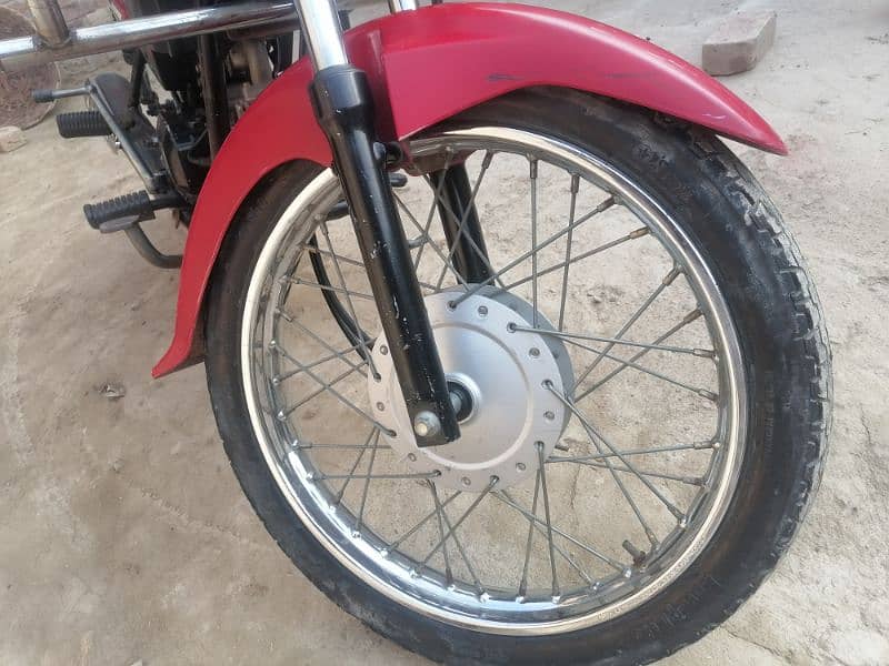 Honda pridor 100 cc urgent sale Condition 8/10 6