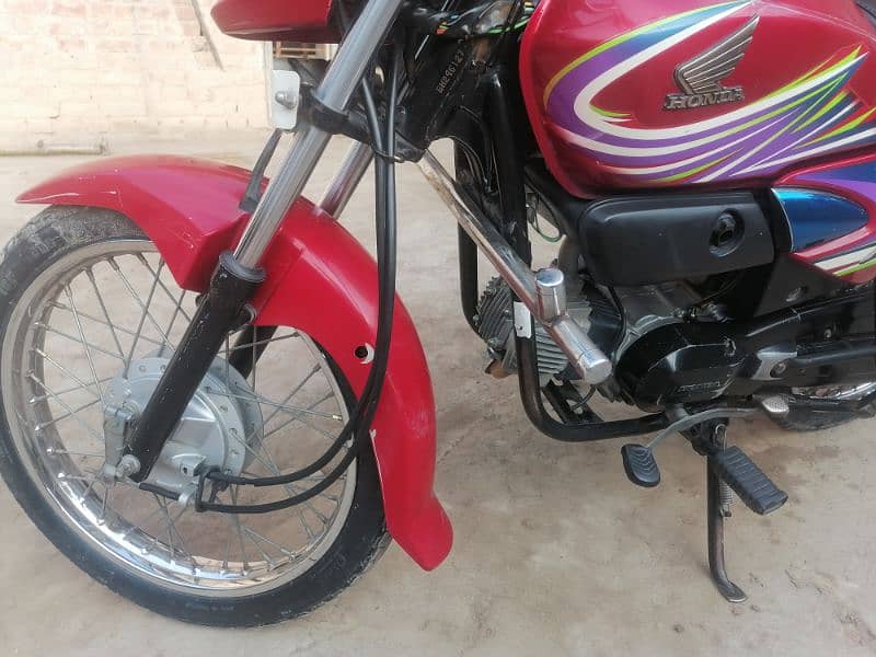 Honda pridor 100 cc urgent sale Condition 8/10 7