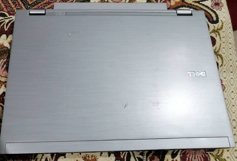 Core i5  4 Gb Ram 250 Gb  HDD &  2  Ghantay Bettery timing. 8