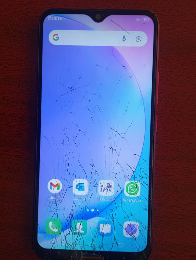 Vivo Y17 4GB/128GB Screen crack hai but working 100% 1