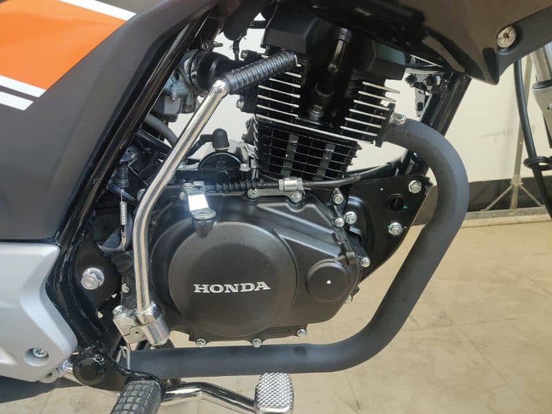 HONDA CB 150-F (2023] MODEL 2