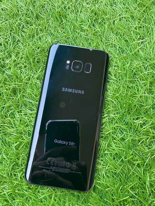 Samsung Galaxy S8+ Dotted 5