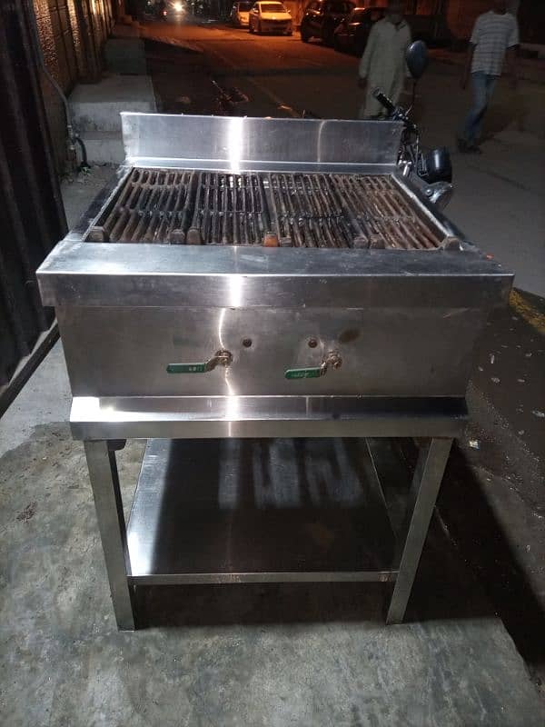 BBQ GRILL TABLE 0336-4375771 2