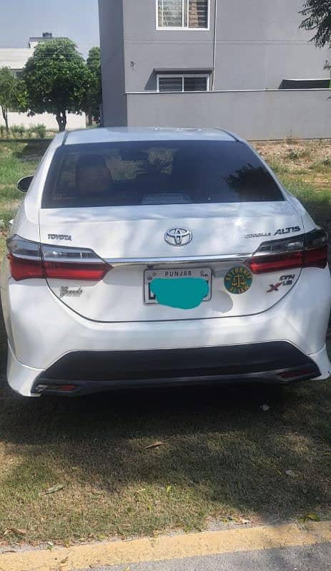 Toyota Altis Grande 2016 3