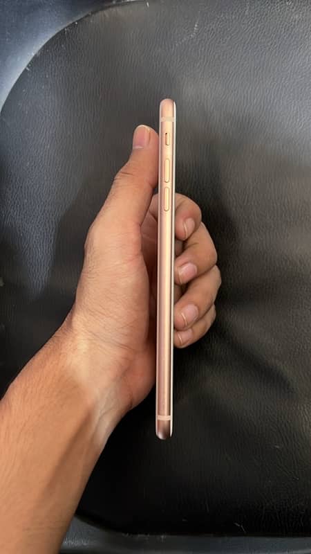 iphone 8 plus 3