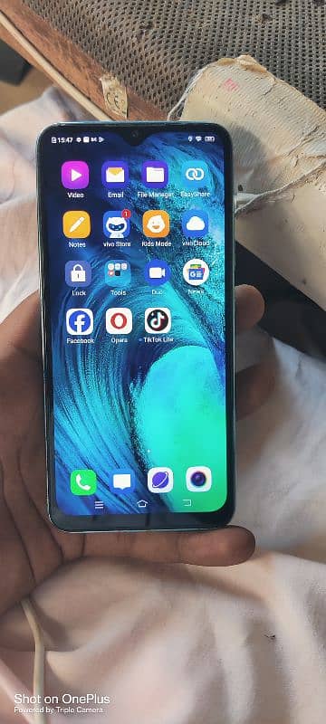 vivo S1 4GB ram 128 GB rom good mobile 1