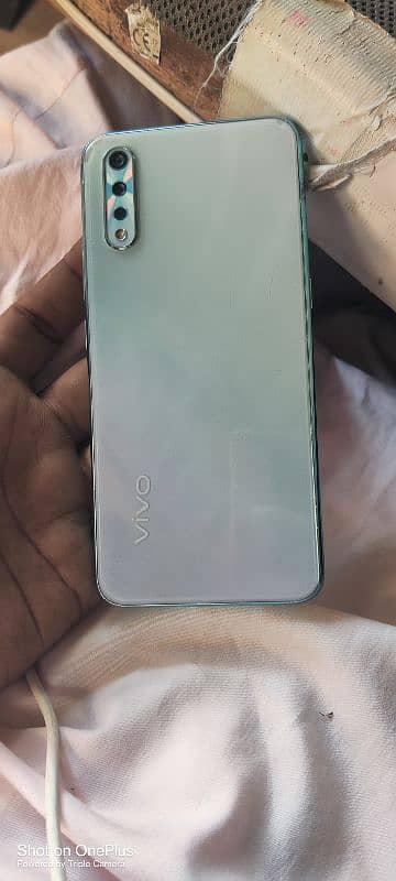 vivo S1 4GB ram 128 GB rom good mobile 3