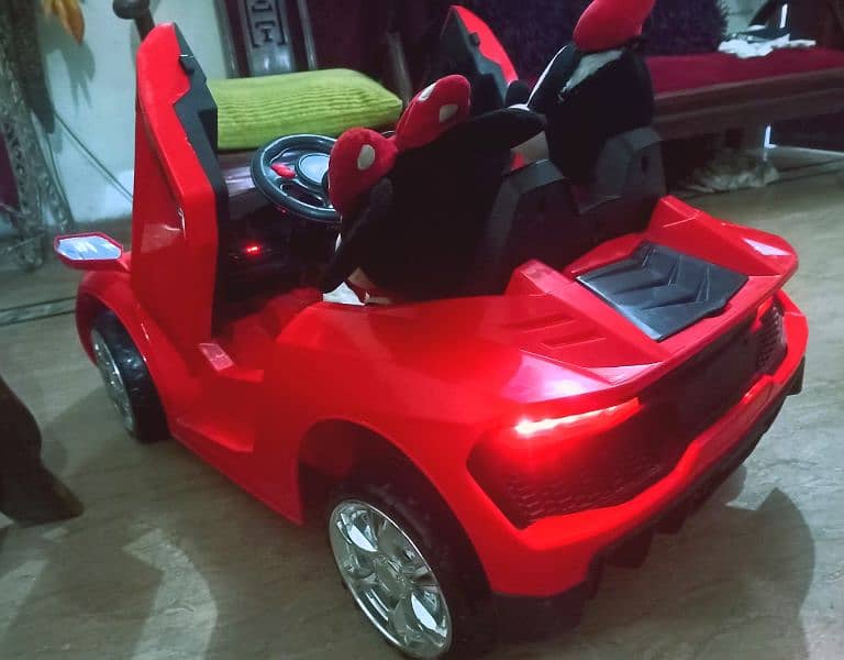 Kids baby car electric battery operated with remotecontrol 1 month use 3