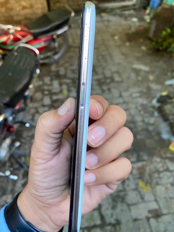 Oppo Reno Z 8gb ram 256gb memory 2