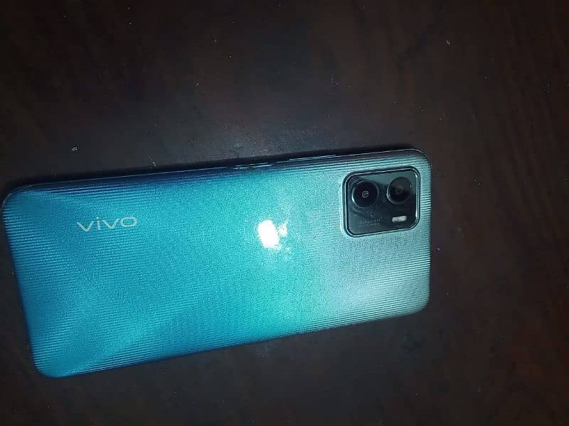 vivo y 15s 1