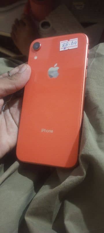 iPhone xr 3