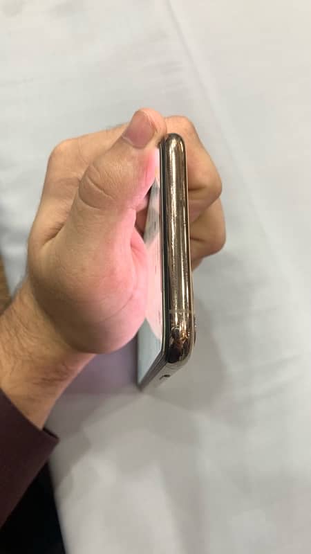 iphone 11 pro max non pta 5