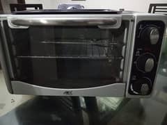 microwave oven