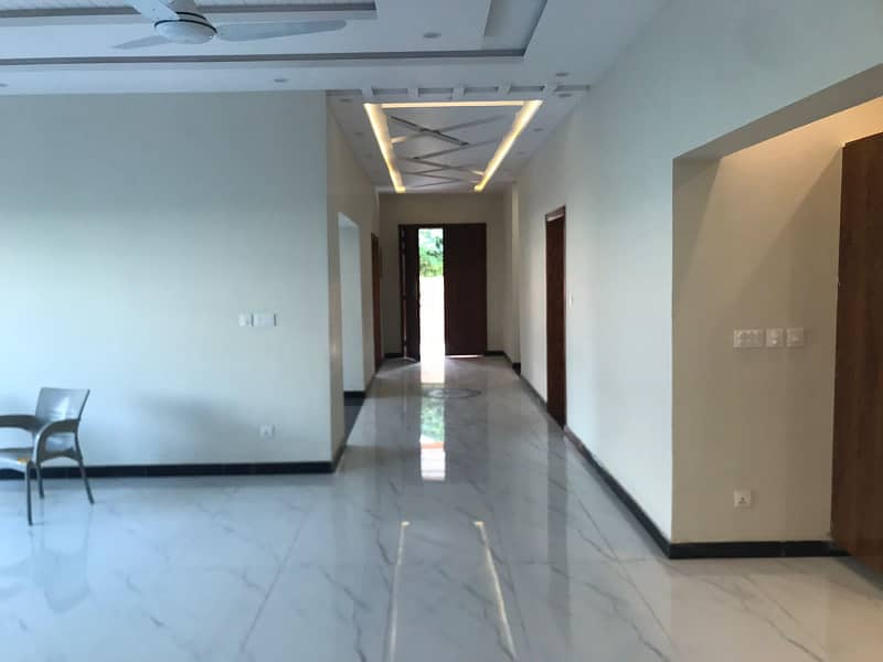 NEW KANAL HOUSE - SECTOR E - DHA 2 - FULL HOUSE FOR RENT 4