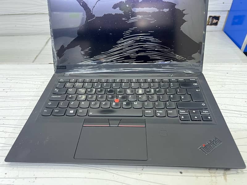 Lenovo X1 Carbon Core i7 8th Generation Touchscreen 2