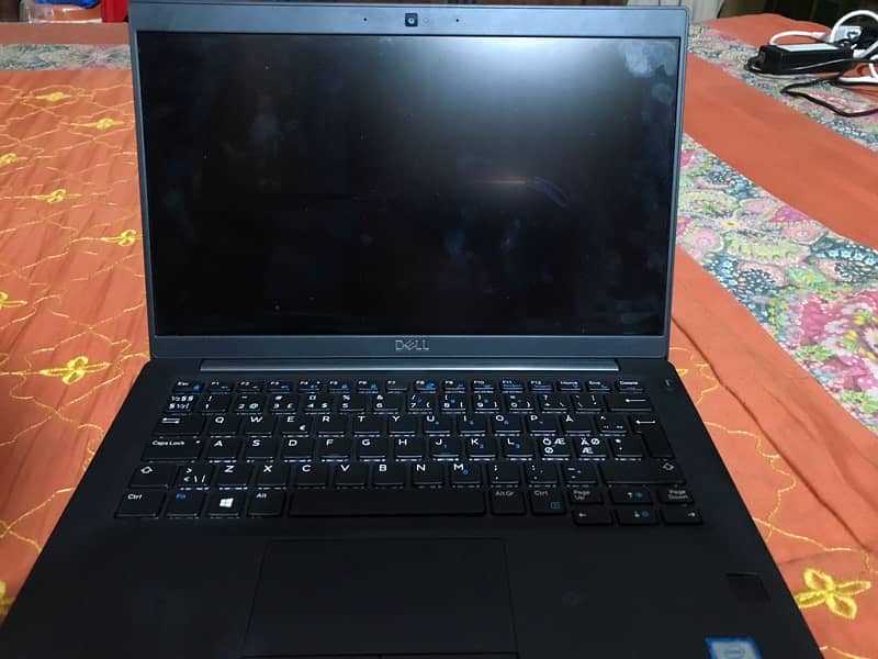 Dell laptop core i5 8th gen 8 256gb latitude 7390 model 3