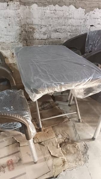 Plastic Chairs Table And Chairs Plastic Dining Chair ChairsO3321O4O2O8 3