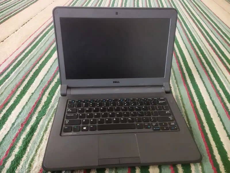 Dell Latitude 3340 Laptop | 8 GB | 128 SSD | i5 4th Generation 5