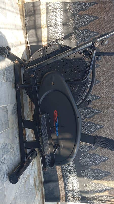 Taiwan Exercise Machine in 10/10 condition Home used 0