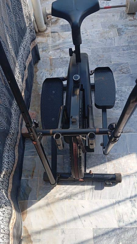 Taiwan Exercise Machine in 10/10 condition Home used 2