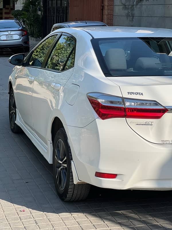 Toyota Corolla Altis 2018 8