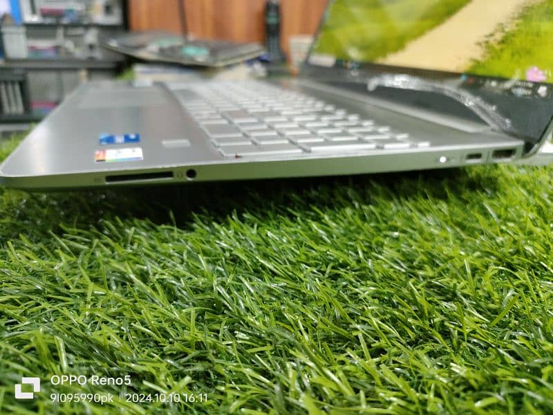 HP 15S I5 11TH GENERATION 8GB RAM 256 NVME 15.6 SCREEN 3