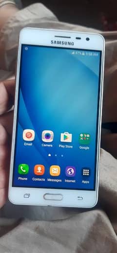 samsung j3 pro in gud condition 0