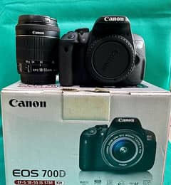 Canon 700d with 18-55 (STM) lens 0