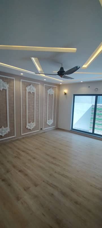 1 Kanal Upper Portion On Top Location For Rent in DHA Phase 1 Lahore 5