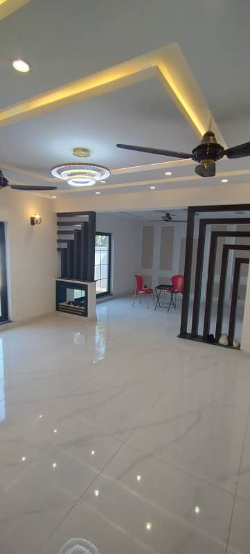 1 Kanal Upper Portion On Top Location For Rent in DHA Phase 1 Lahore 9