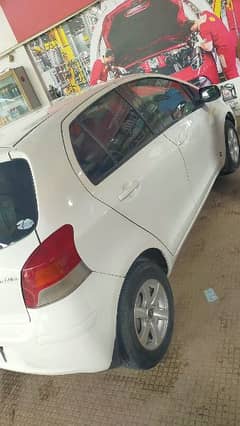 Toyota Vitz 2013